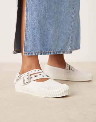 Vans - Mary-Jane-Ballerinas in Weiß mit überkreuzten Riemen und Schnallendetails