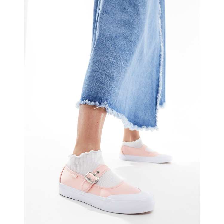 Flat shoes vans deals