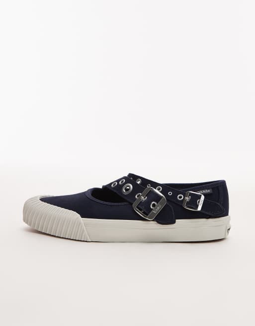 Vans Mary Janes with buckle detail straps in black, 2 of 5