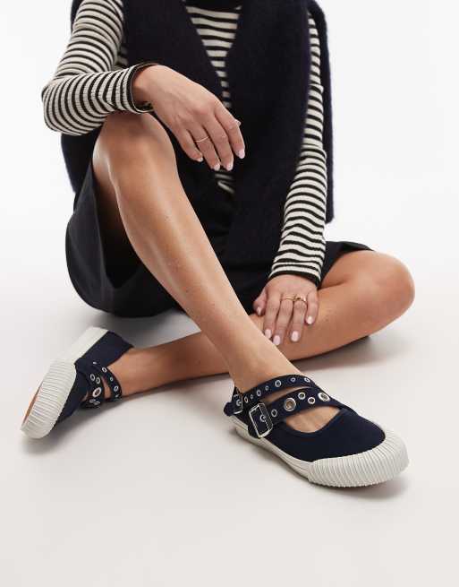 Vans Mary Janes with buckle detail straps in black, 3 of 5