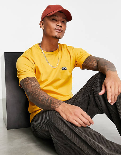Vans Off The Wall t-shirt in yellow