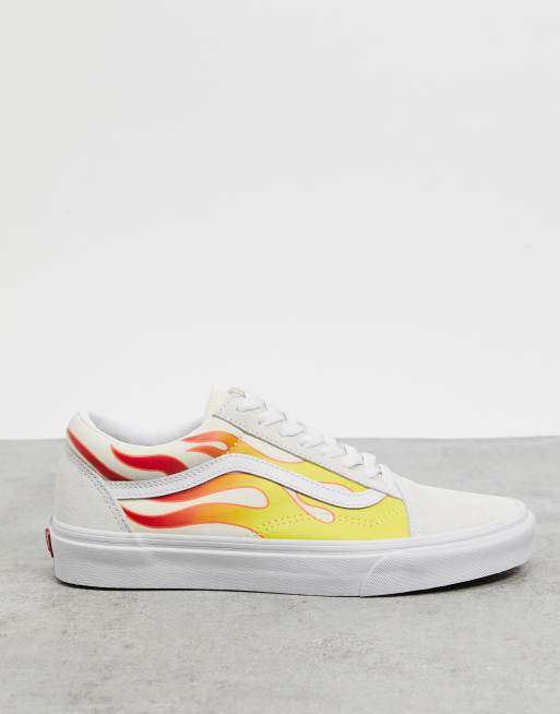  Vans  Old  Skool  Baskets motif flammes Blanc ASOS