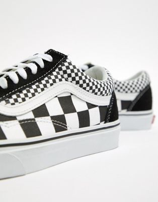 Vans Old Skool checkerboard sneakers in 