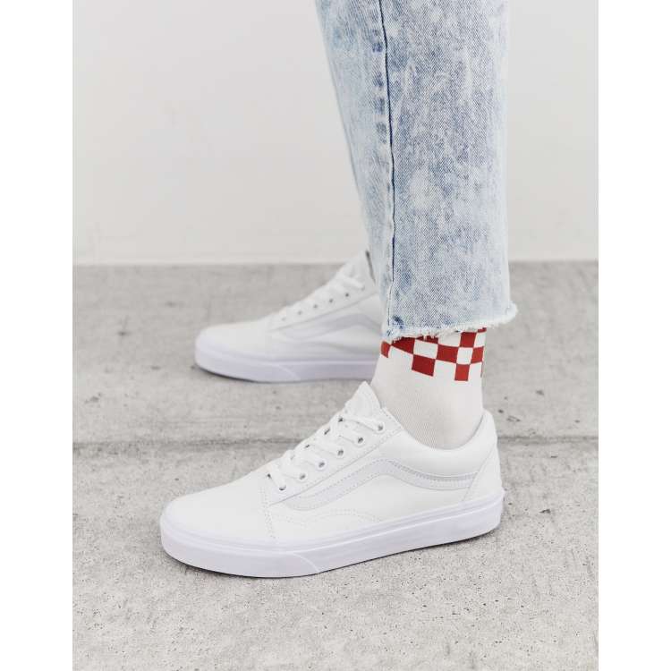 White old skool outlet vans near me