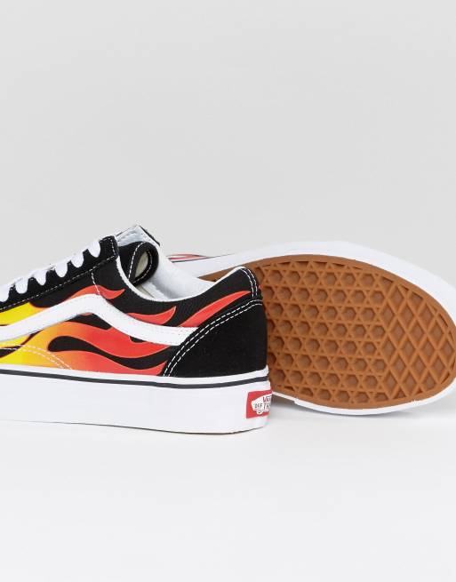 Vans old skool store con fiamme