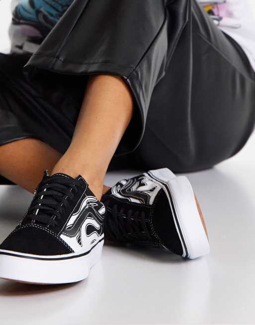 Black vans outlet with flames