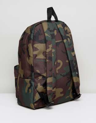 mochila camuflaje vans