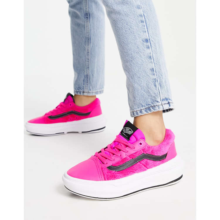 Vans old skool avec des clearance roses