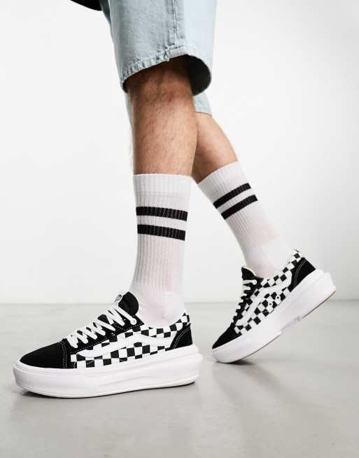 Vans checkerboard old skool hotsell white & black shoes