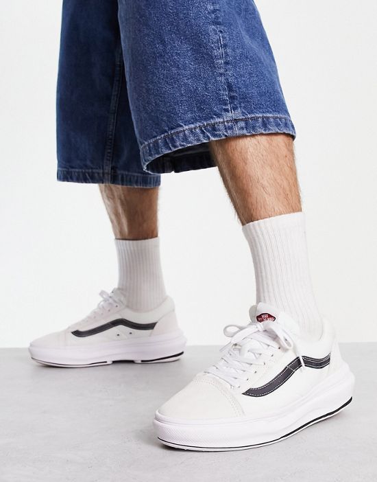 https://images.asos-media.com/products/vans-old-skool-overt-cc-sneakers-in-white/203453241-4?$n_550w$&wid=550&fit=constrain