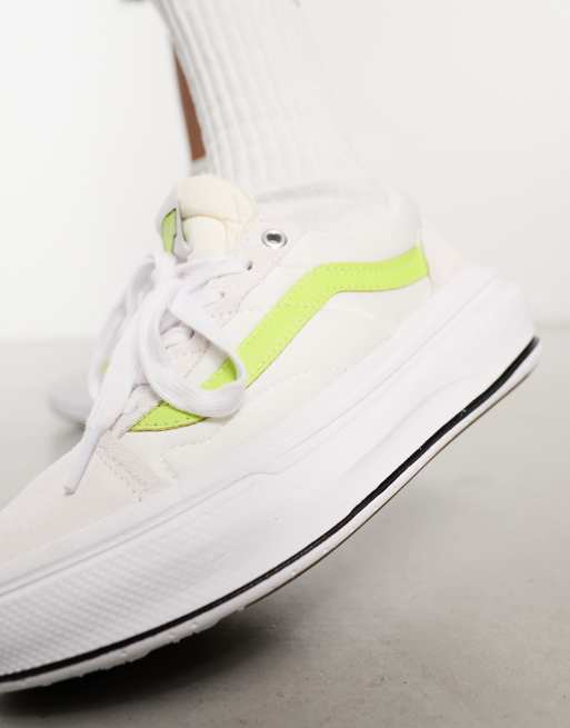 White old skool outlet vans with green stripe