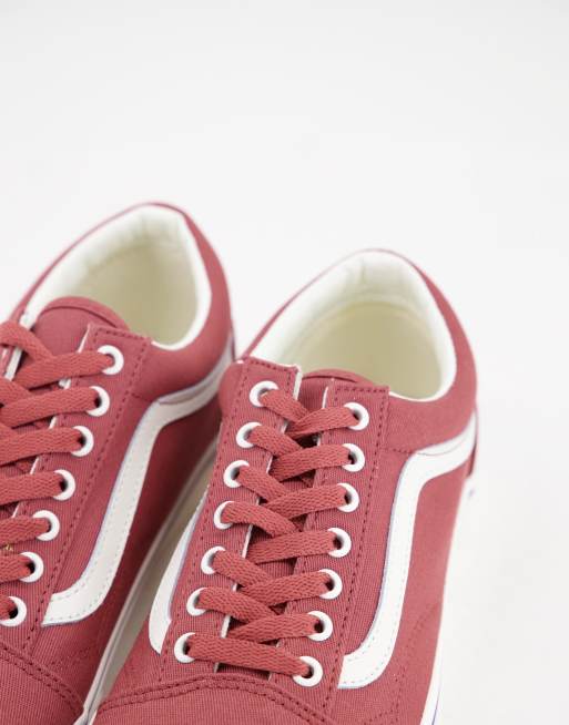 Vans old skool outlet red colour