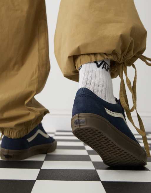 Vans – Old Skool – Sneaker aus schwerem Canvas in zweifarbigem Marineblau mit Gummisohle, 2 von 5