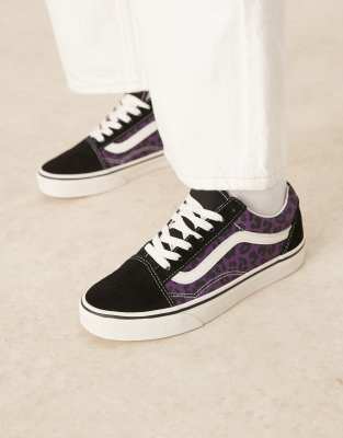 Vans - Old Skool - Sneaker in Schwarz und Lila mit Leopardenmuster