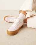 [Vans] Vans Old Skool sneakers in light pink with gum sole 41 Light pink