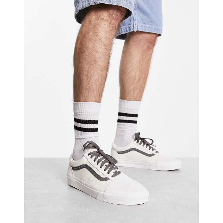 Vans old skool sneakers white with gray side stripe | ASOS