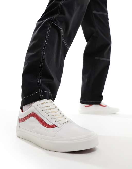Vans - Old Skool - Sneakers in pelle bianche con dettagli rossi