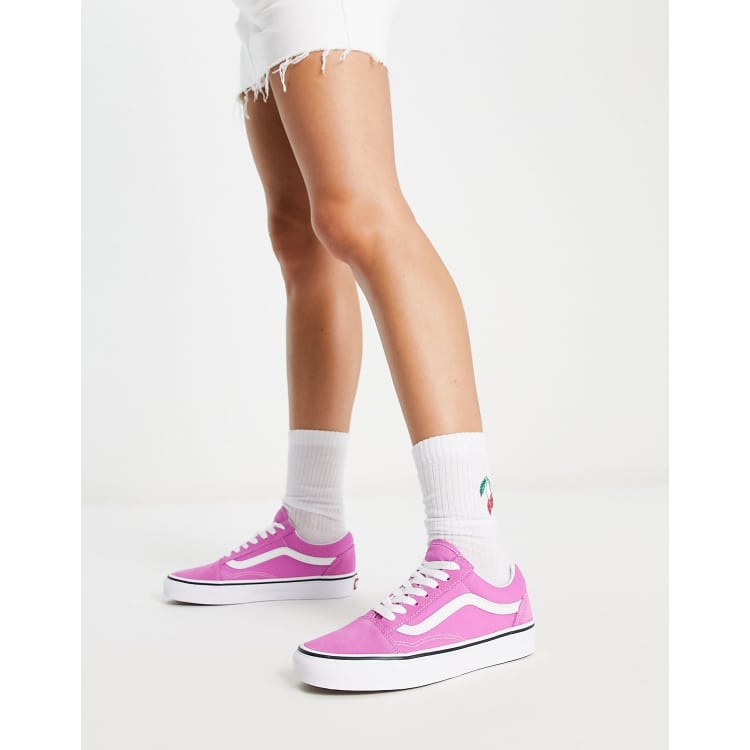 vans old skool pink on feet