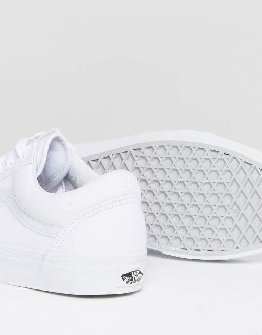 Vans old skool store trainers in white vd3hw00