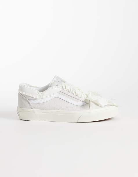 Vans Old Skool sneakers in white with lace detail - view 1
