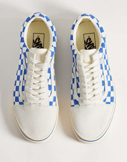 Vans Old Skool sneakers met dambordpatroon in blauw en wit, 2 van 5