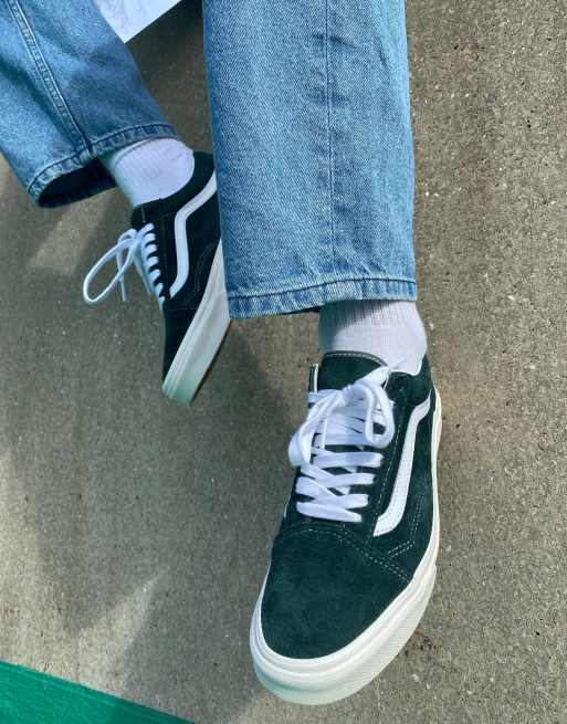 Vans Old Skool suede sneakers in green | ASOS