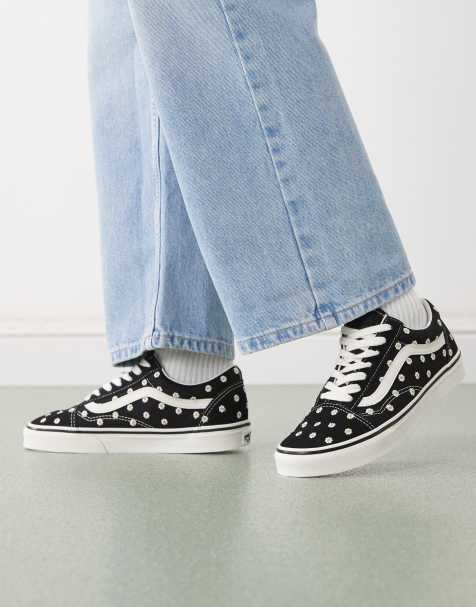 Vans – Old Skool – Svarta sneakers med blombroderi - view 1