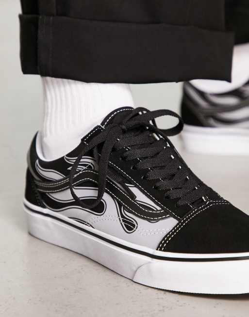 Vans – Old Skool – Svarta sneakers med reflektiva eldflammor, 4 av 4