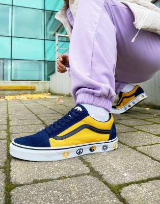 Vans old skool store yellow on feet