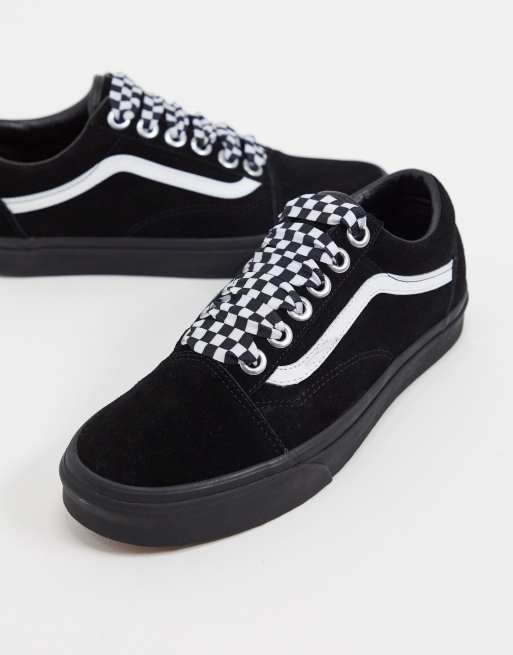 Black vans shop with checkerboard laces