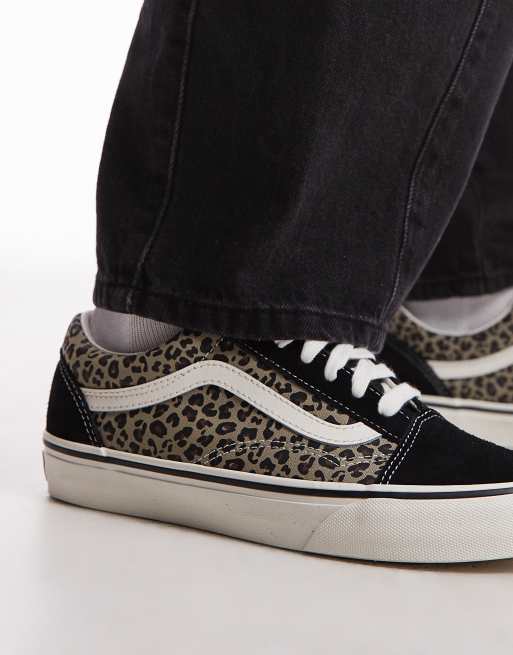 Vans Old Skool trainers in black leopard print, 5 of 5