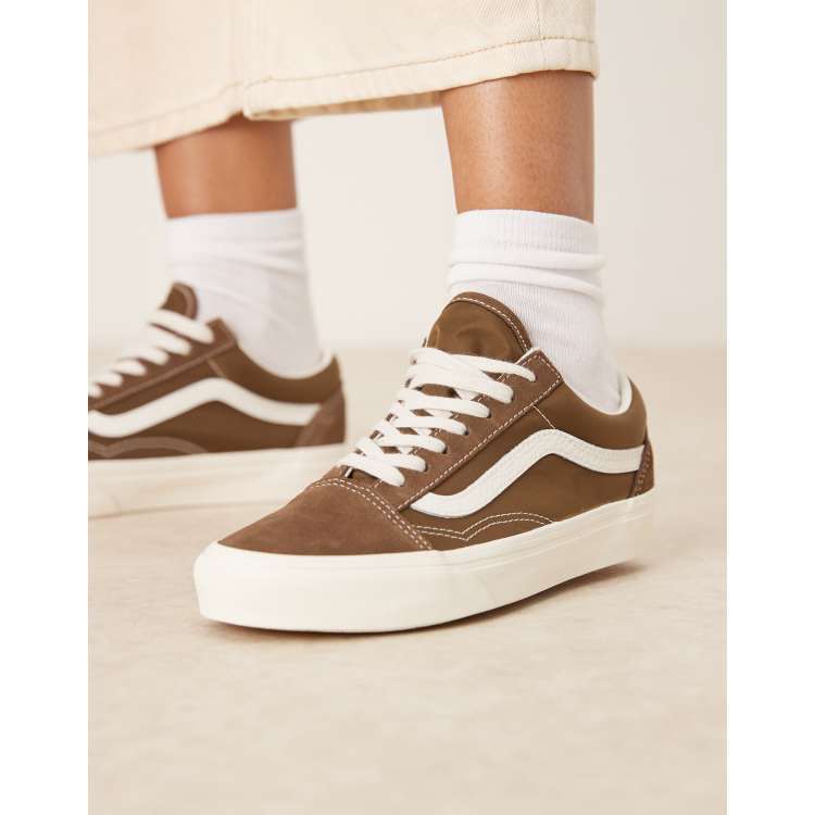 Vans Old Skool trainers in chestnut brown with off white
