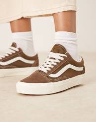 Vans Old Skool trainers in chestnut brown with off white detailing