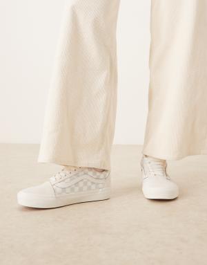 Vans Old Skool trainers in grey and white checkerboard
