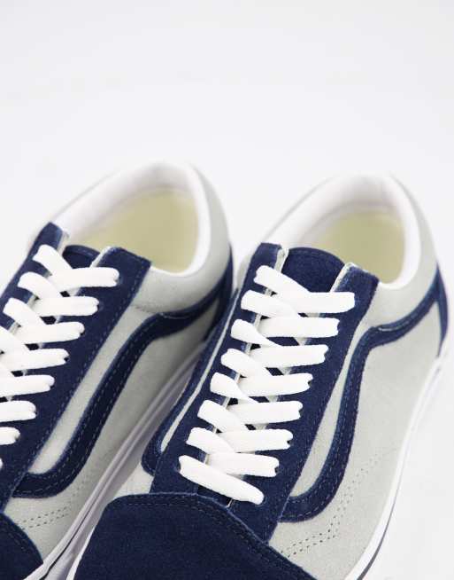 Vans Old Skool trainers in navy and grey, 4 of 4