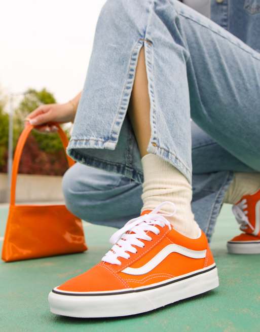 Vans orange discount old skool trainers