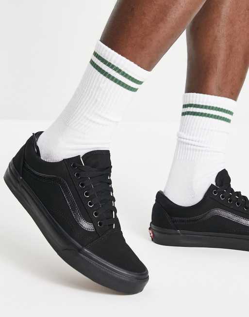 Triple black old skool 2024 vans