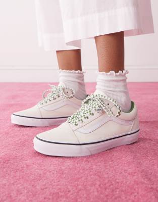Vans Old skool trainers in white and green - view 1