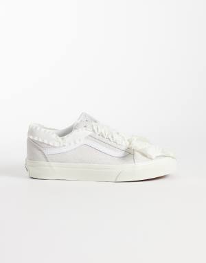 Vans Old Skool trainers in white with lace detail
