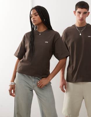 Vans - Oversize-T-Shirt mit Logo auf der linken Brust in Dunkelbraun, exklusiv bei ASOS