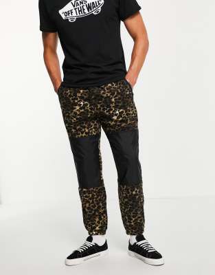 vans tuta leopardata