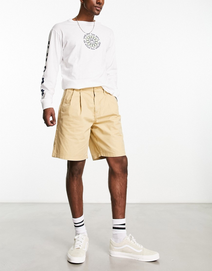 Vans pleated shorts in beige-White