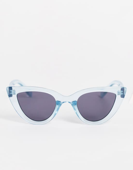 https://images.asos-media.com/products/vans-poolside-cat-eye-sunglasses-in-blue/201958160-2?$n_550w$&wid=550&fit=constrain