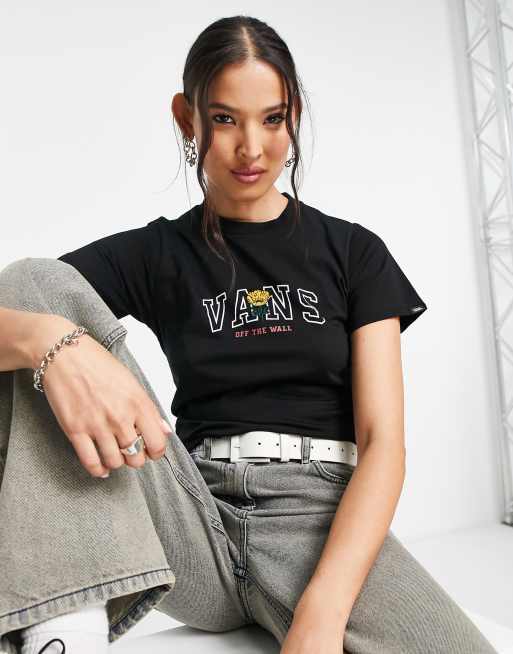 Vans Poppy Champ t-shirt in black 