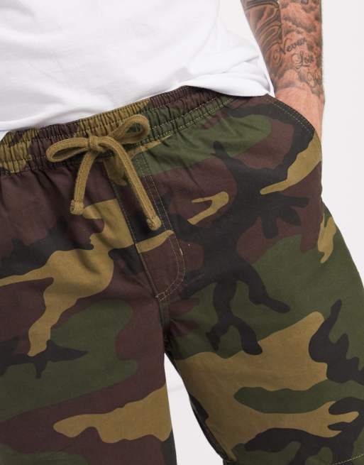 Vans on sale camo shorts