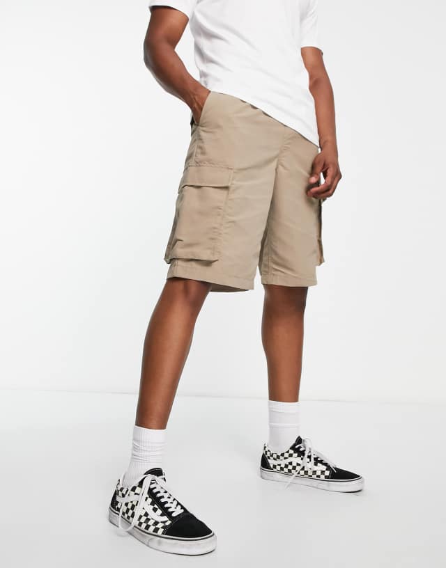 Vans relaxed fit cargo shorts in gray