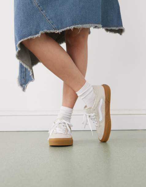 Vans – Rowley Classic – Beige sneakers i mocka med gummisula - view 1