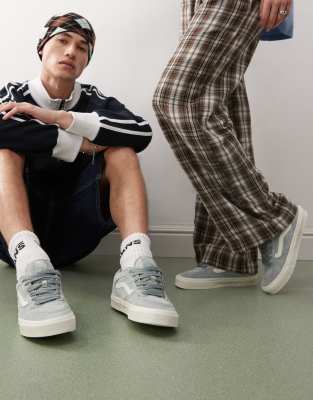 Vans - Rowley Classic - Sneaker aus Veloursleder in Eisblau