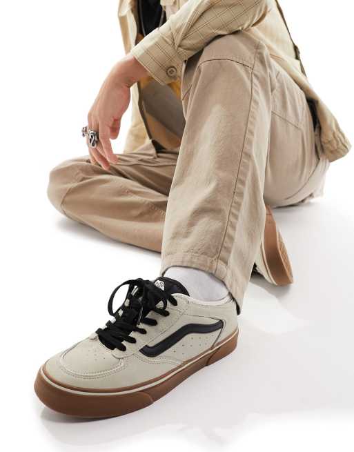 Vans Rowley Classic Sneakers beige e nere con suola in gomma