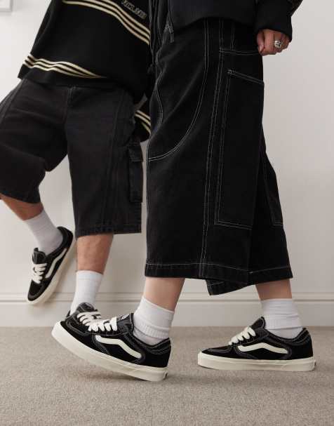 Vans - Rowley - Klassieke sneakers in zwart en wit - view 1